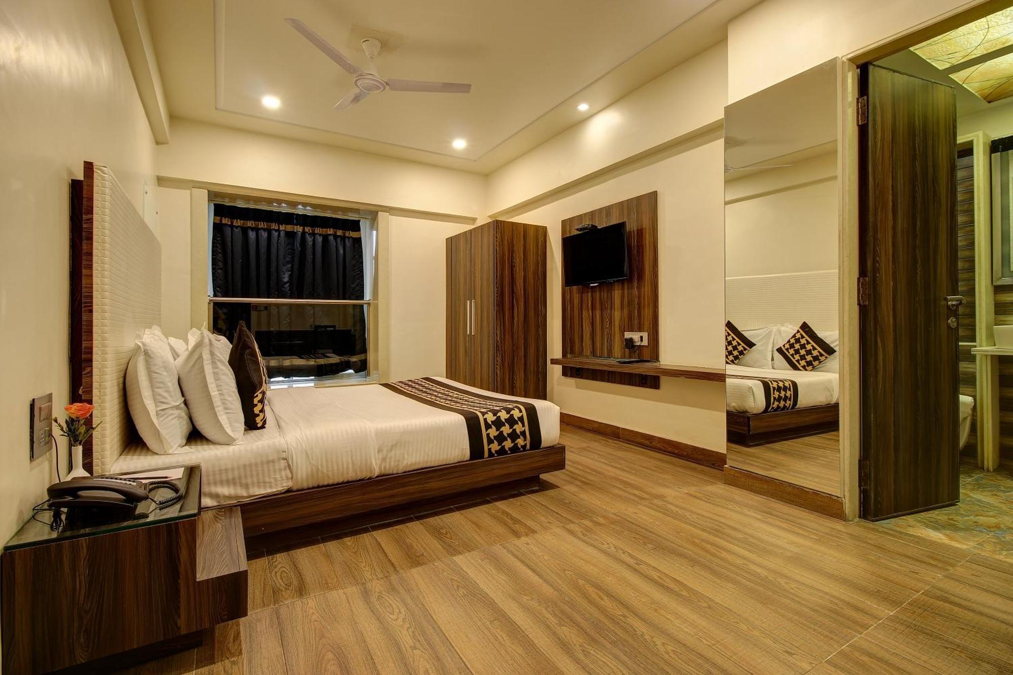 Hotel Mumbai House Juhu, Santacruz West, Mumbai Bilik gambar