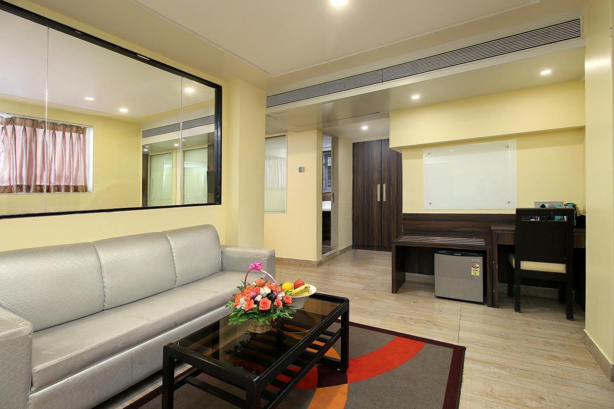 Hotel Mumbai House Juhu, Santacruz West, Mumbai Bilik gambar